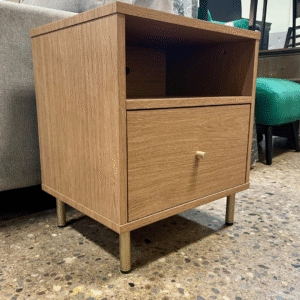 Modern Oak-Look Nightstand with USB Charging Ports and Open Shelf