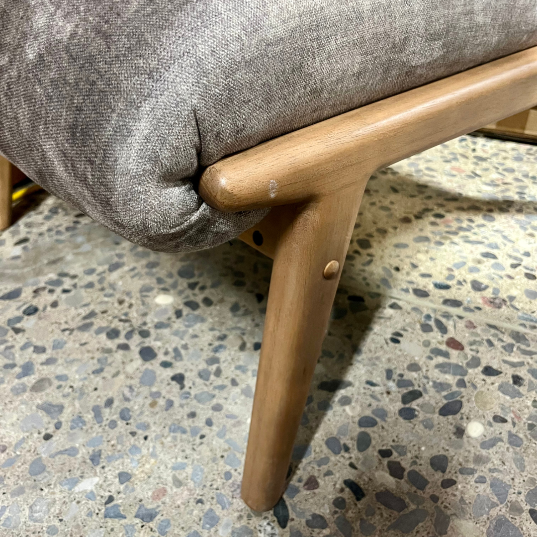 Mid-Century Modern Slipper Chair with Grey Textured Upholstery - Image 7