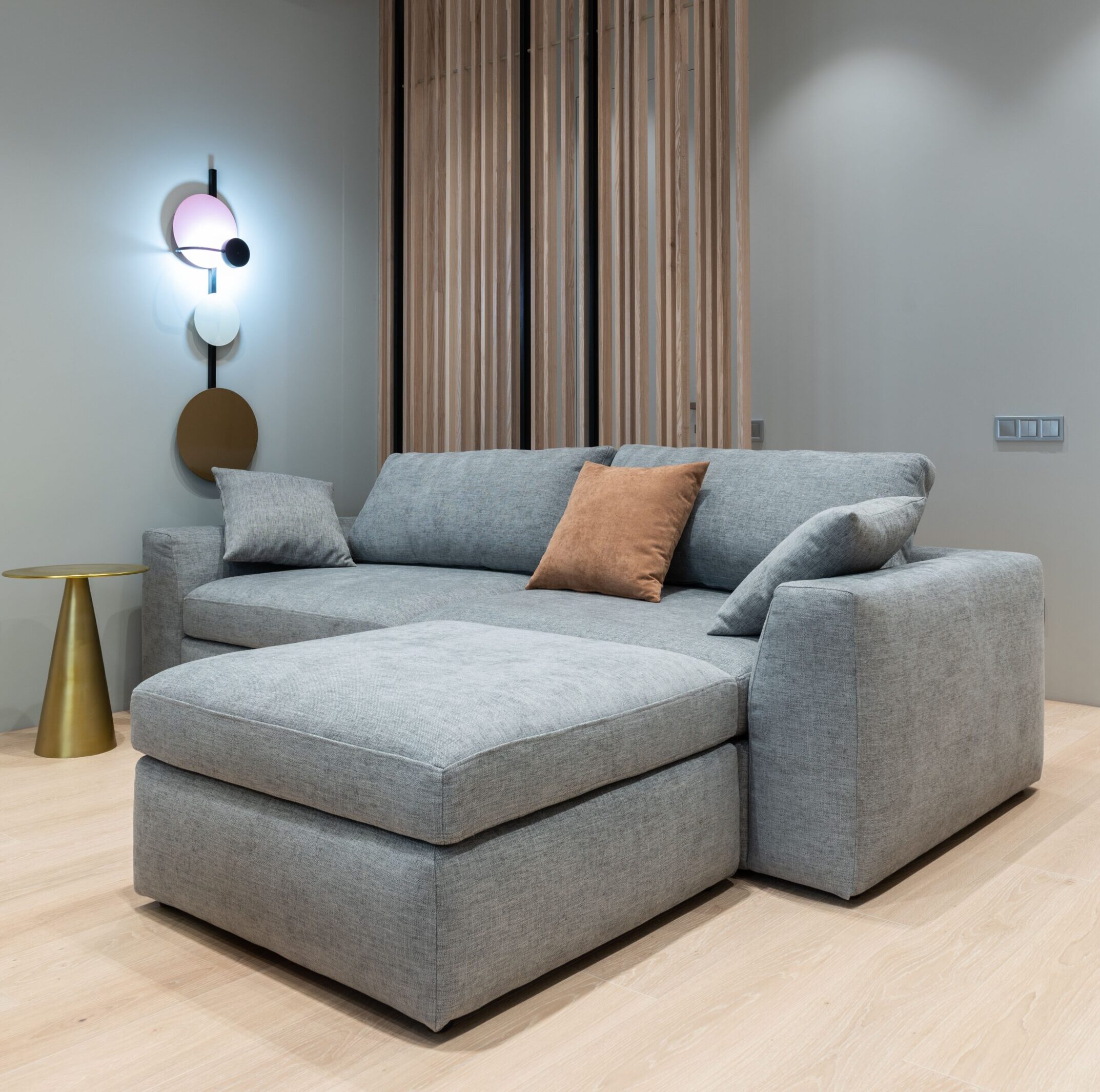 How to Choose a Sofa That Lasts: What to Look for in Fabric, Frame & Fill