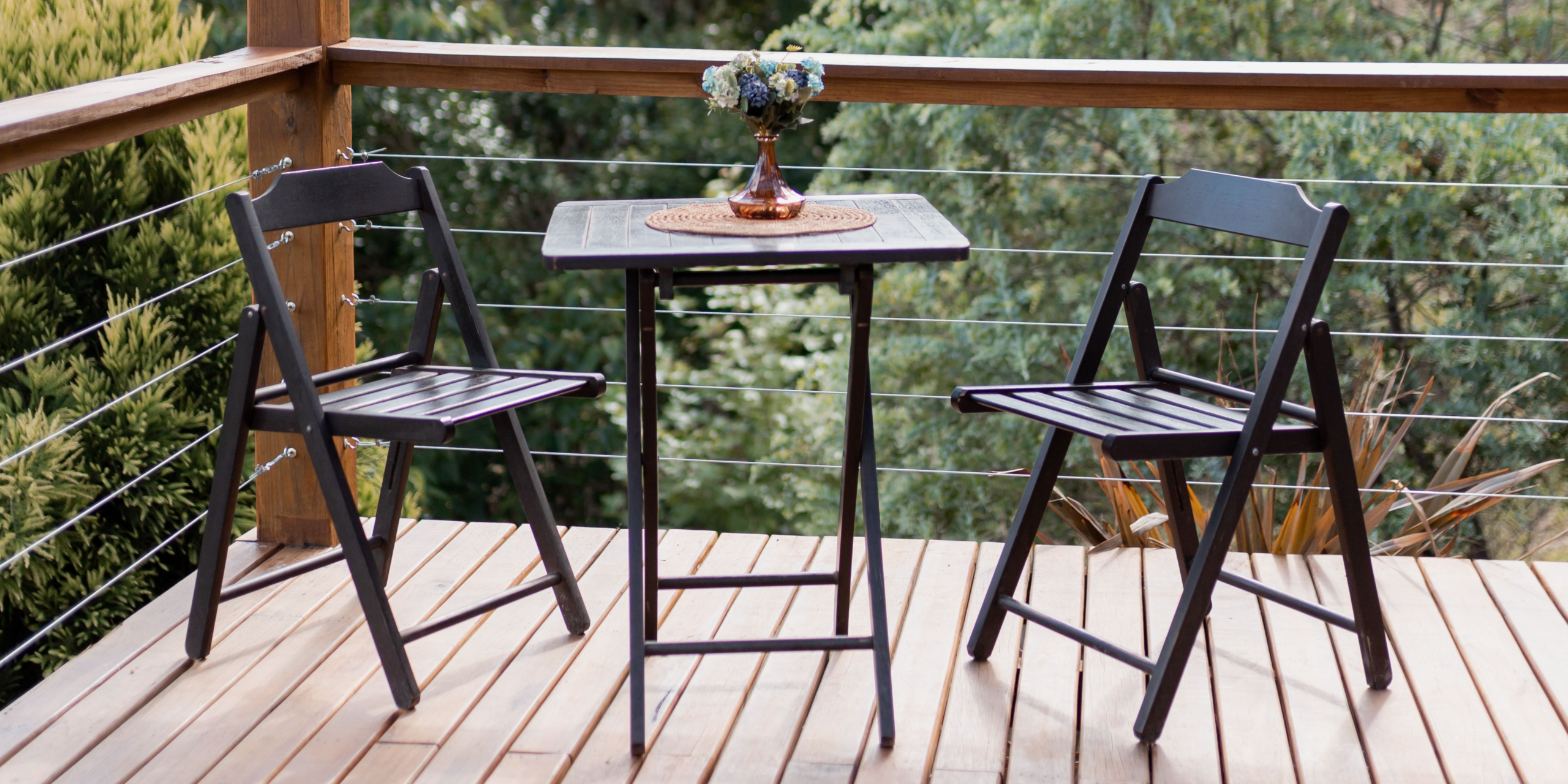 How to Set Up an Outdoor Living Space on a Small Deck or Balcony